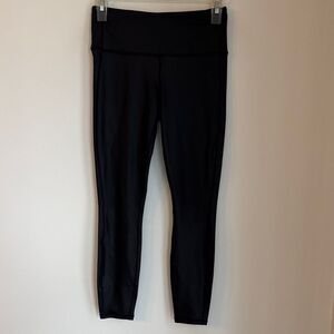 Athleta black classic stretchy yoga running women’s teens  Leggings size XSP EUC